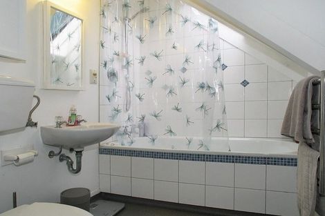 Photo of property in 18/10 Pitarua Street, Thorndon, Wellington, 6011