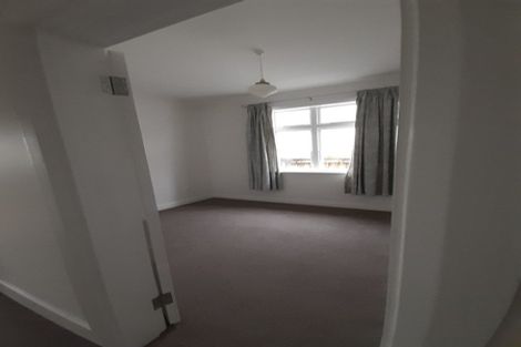 Photo of property in 24 Kauri Street, Eastbourne, Lower Hutt, 5013