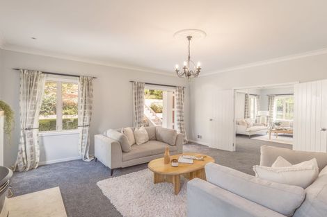 Photo of property in 16 Basil Place, Mount Pleasant, Christchurch, 8081