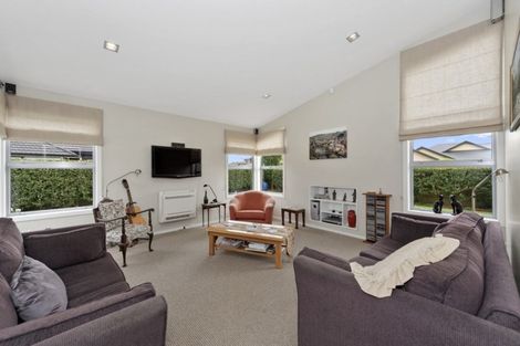 Photo of property in 56 Palliser Drive, Huntington, Hamilton, 3210