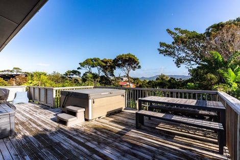 Photo of property in 16 Greenview Drive, Mangawhai Heads, Mangawhai, 0505