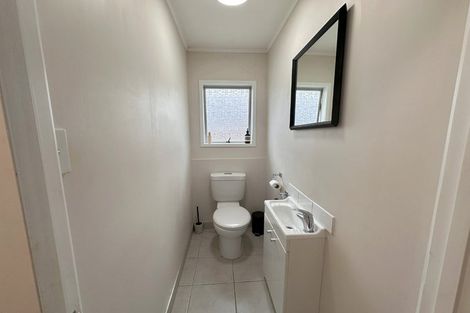 Photo of property in 1/10 Salem Place, Torbay, Auckland, 0630