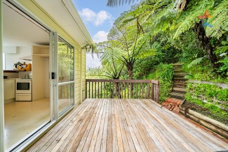 Photo of property in 89 Miromiro Road, Normandale, Lower Hutt, 5010