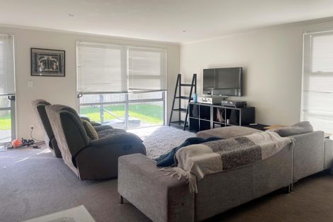 Photo of property in 25 Figaro Crescent, Takanini, 2112