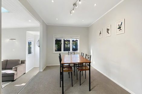 Photo of property in 74 Ferry Parade, Herald Island, Auckland, 0618