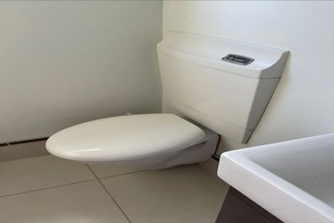 Photo of property in 556 Scenic Drive, Waiatarua, Auckland, 0612