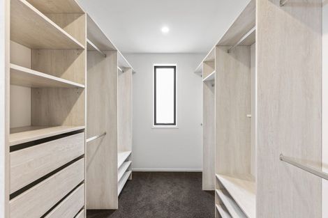 Photo of property in 1 The Crest, Sunnyhills, 2010