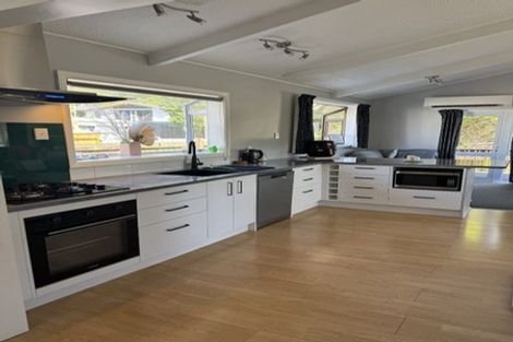 Photo of property in 29 Newburn Grove, Wainuiomata, Lower Hutt, 5014