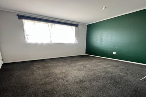 Photo of property in 20 Woolwich Close, Whitby, Porirua, 5024