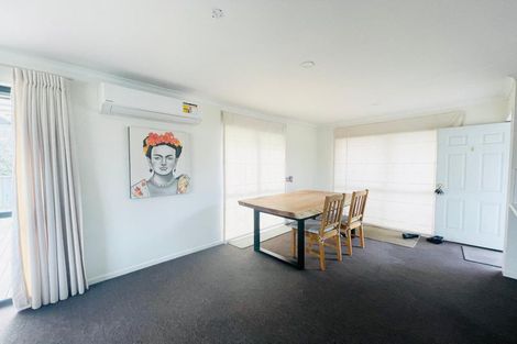 Photo of property in 70a Hobsonville Road, West Harbour, Auckland, 0618