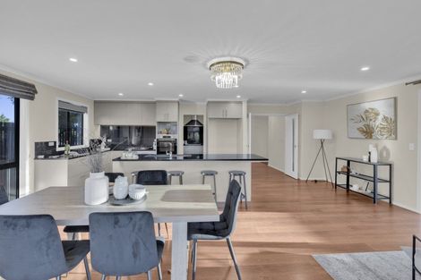 Photo of property in 71 Probert Crescent, Chartwell, Hamilton, 3210