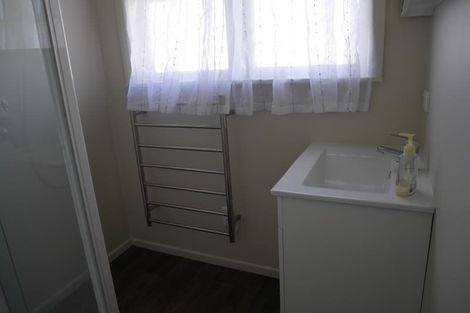 Photo of property in 185 Stokes Valley Road, Stokes Valley, Lower Hutt, 5019