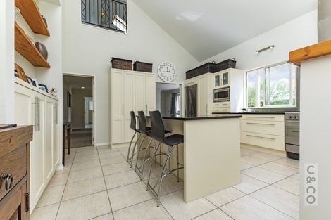 Photo of property in 832 Old North Road, Waimauku, 0882