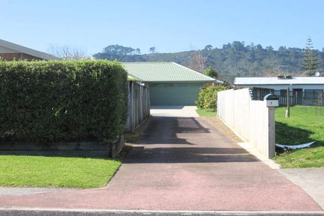 Photo of property in 18 Cholmondeley Crescent, Whitianga, 3510