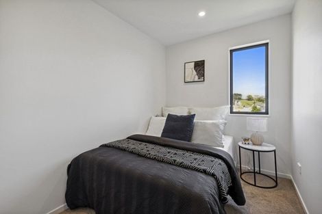 Photo of property in 9a Kotiu Place, Massey, Auckland, 0614