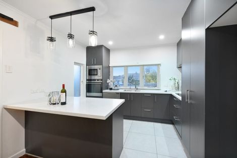 Photo of property in 2a Kereru Street, Henderson, Auckland, 0612