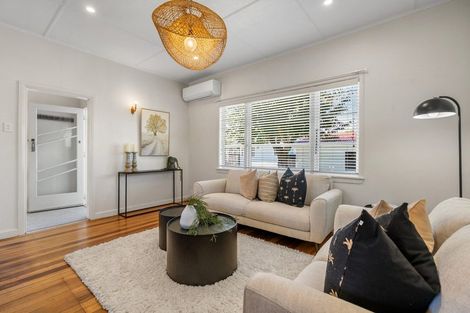 Photo of property in 127b Williams Street, Cambridge, 3434