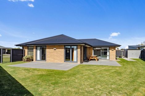 Photo of property in 5b Ballinger Place, Kaiapoi, 7630