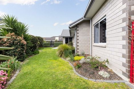 Photo of property in 34 Madison Street, Cambridge, 3434