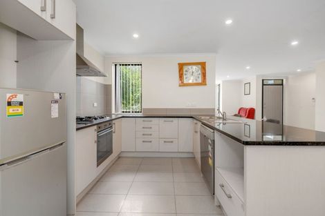 Photo of property in 10 Mohua Avenue, Takanini, 2112