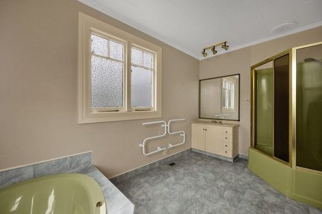 Photo of property in 58 Collins Street, Hawera, 4610