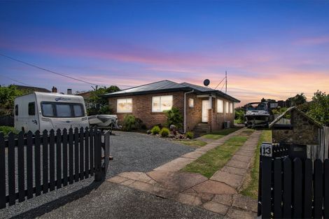 Photo of property in 13 Shortland Street, Regent, Whangarei, 0112