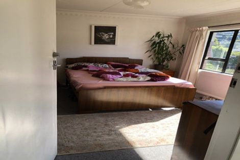 Photo of property in 128 Centennial Avenue, Helensburgh, Dunedin, 9010