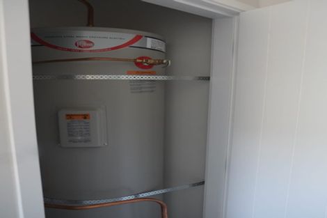 Photo of property in 7b Tawa Street, Waikanae, 5036