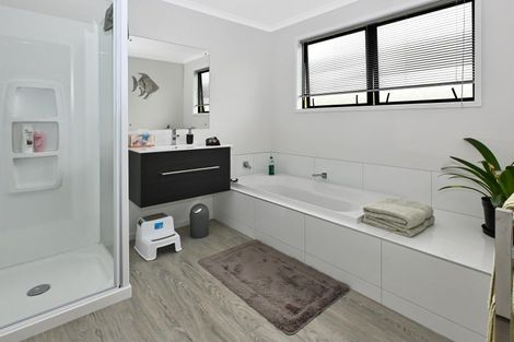 Photo of property in 16 Takutai Terrace, Ruatapu, Hokitika, 7883