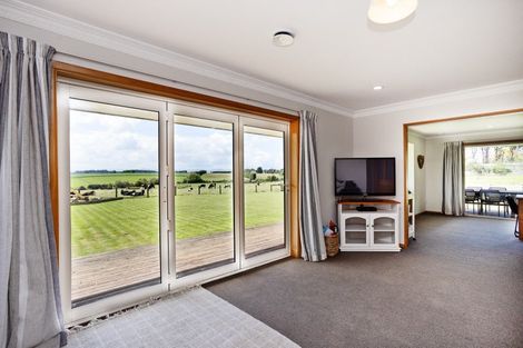 Photo of property in 1 Rakahouka Hedgehope Road, Rakahouka, Invercargill, 9872
