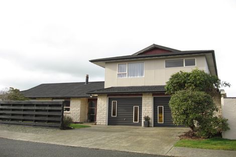 Photo of property in 82 Kildare View, Waikiwi, Invercargill, 9810