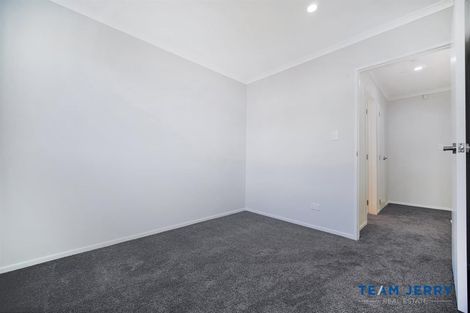 Photo of property in 8/3 Norrie Avenue, Mount Albert, Auckland, 1025