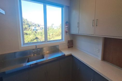Photo of property in 5 Mulberry Street, Maungaraki, Lower Hutt, 5010