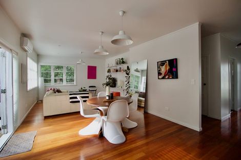 Photo of property in 245a Meola Road, Point Chevalier, Auckland, 1022