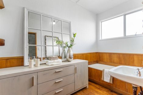 Photo of property in 94 Ara-kotinga, Whitford, Manurewa, 2576