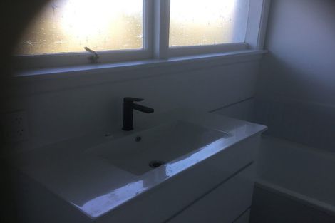 Photo of property in 54 Woolley Street, Avondale, Christchurch, 8061