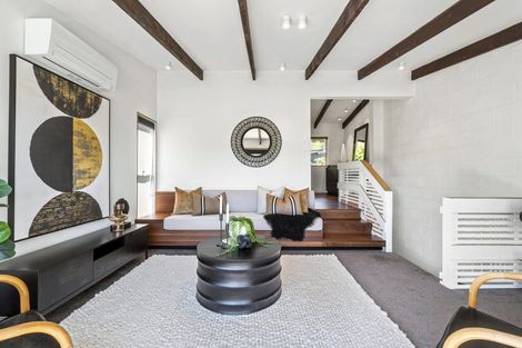 Photo of property in 8/7 Balmain Road, Birkenhead, Auckland, 0626