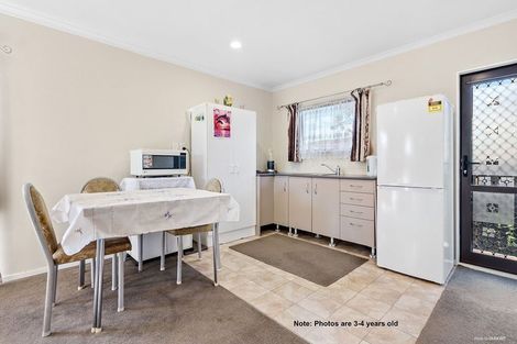 Photo of property in 18 Dungarvon Place, Clendon Park, Auckland, 2103