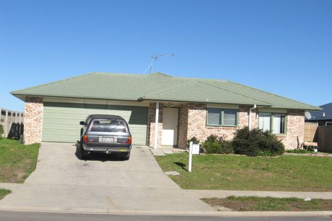 Photo of property in 5 Carn Place, Weymouth, Auckland, 2103