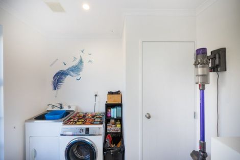 Photo of property in 69 Nash Parade, Foxton Beach, Foxton, 4815