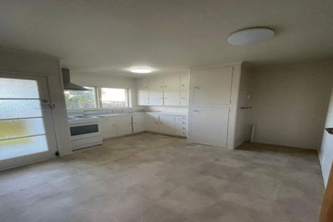 Photo of property in 3/37 Clevedon Road, Papakura, 2110