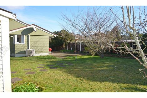 Photo of property in 27 Hinemotu Avenue, Kawerau, 3127