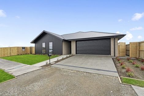Photo of property in 14 Falcons View Drive, Rolleston, 7615