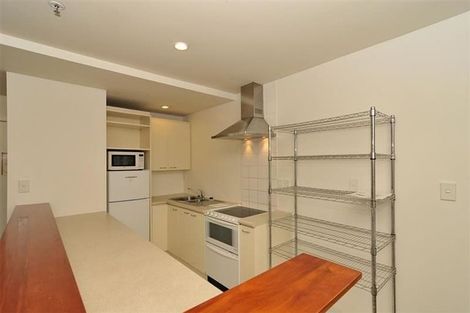 Photo of property in Terrace Heights Apartments, 2a/163 The Terrace, Wellington Central, Wellington, 6011