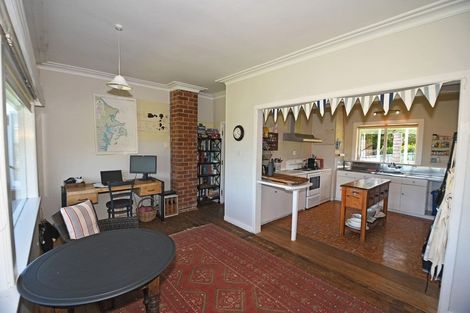 Photo of property in 10 Totara Road, Leigh, 0985