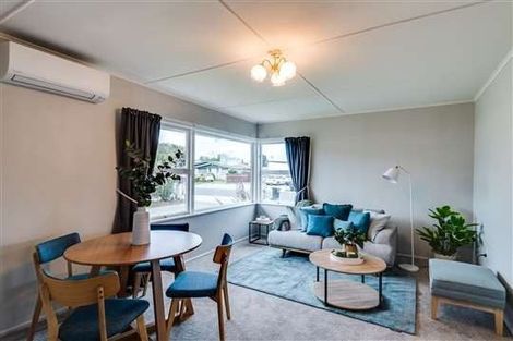 Photo of property in 1/707 Alexandra Street, Parkvale, Hastings, 4122