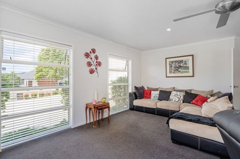 Photo of property in 16 Leeward Drive, Whitianga, 3510