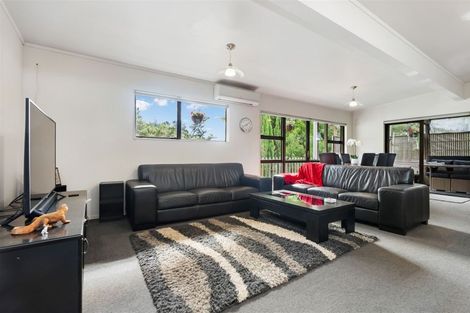 Photo of property in 17 Ward Drive, Opua, 0200