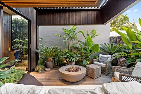 Photo of property in 14b William Street, Takapuna, Auckland, 0622