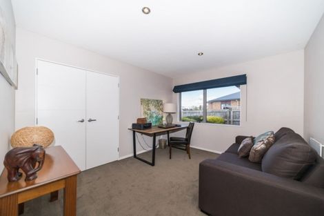 Photo of property in 14 Stonebridge Heights, Feilding, 4702